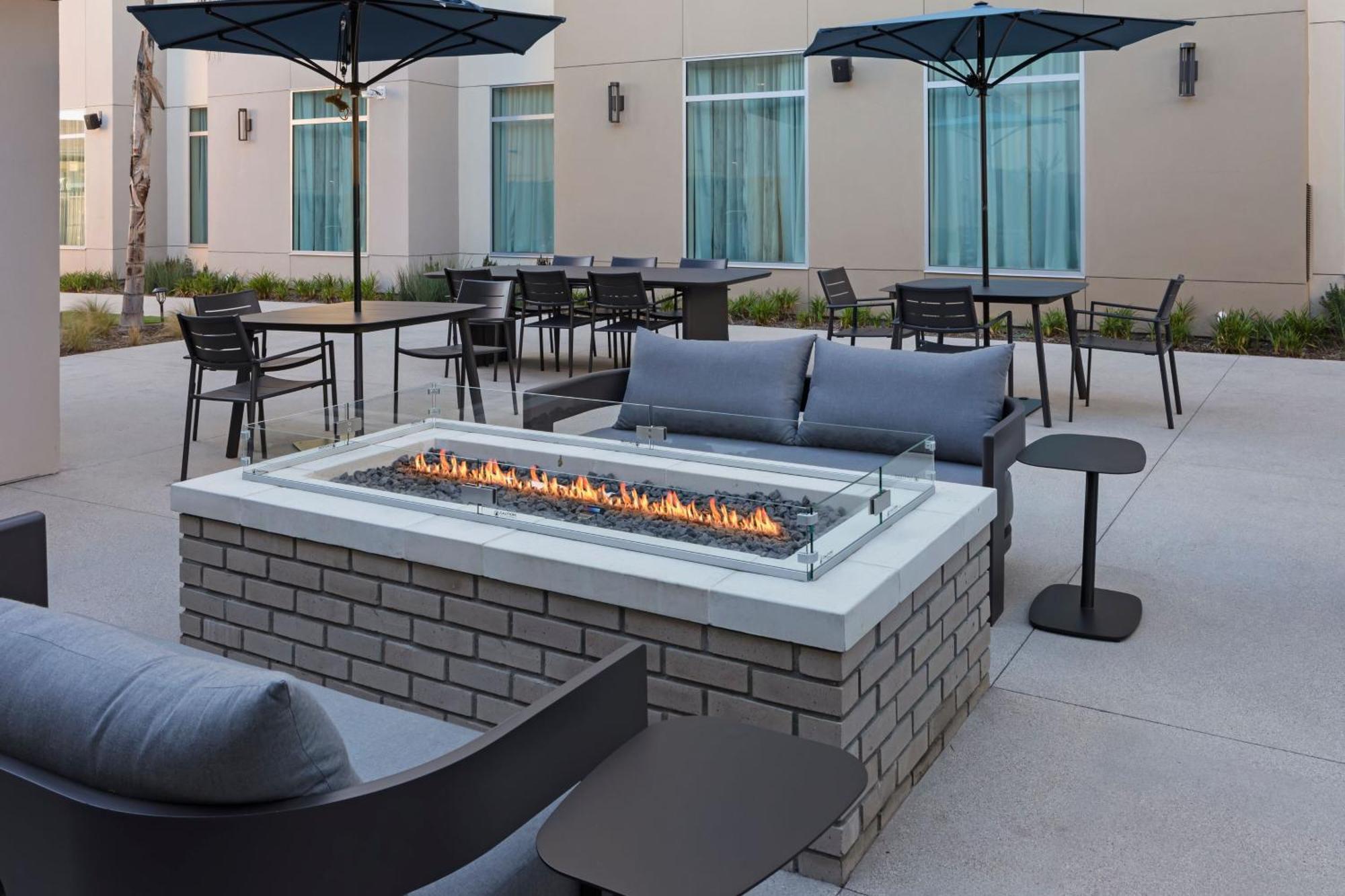 Residence Inn By Marriott Chatsworth Los Angeles Exterior foto